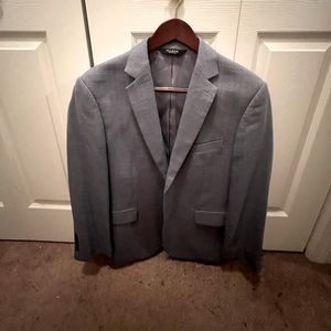 Jos A Banks Traveler blazer, great color.  Worn a couple of times, size 40s
